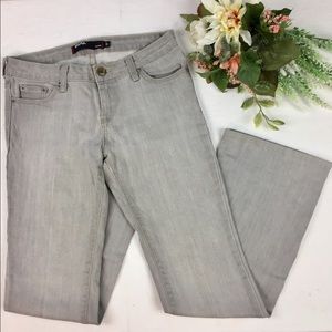 UO BDG Light Grey Denim Flare Jeans sz 27